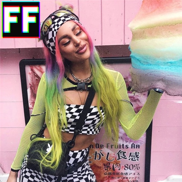 NEON FISHNET CROP TOP ❎ - Picture 7 of 8